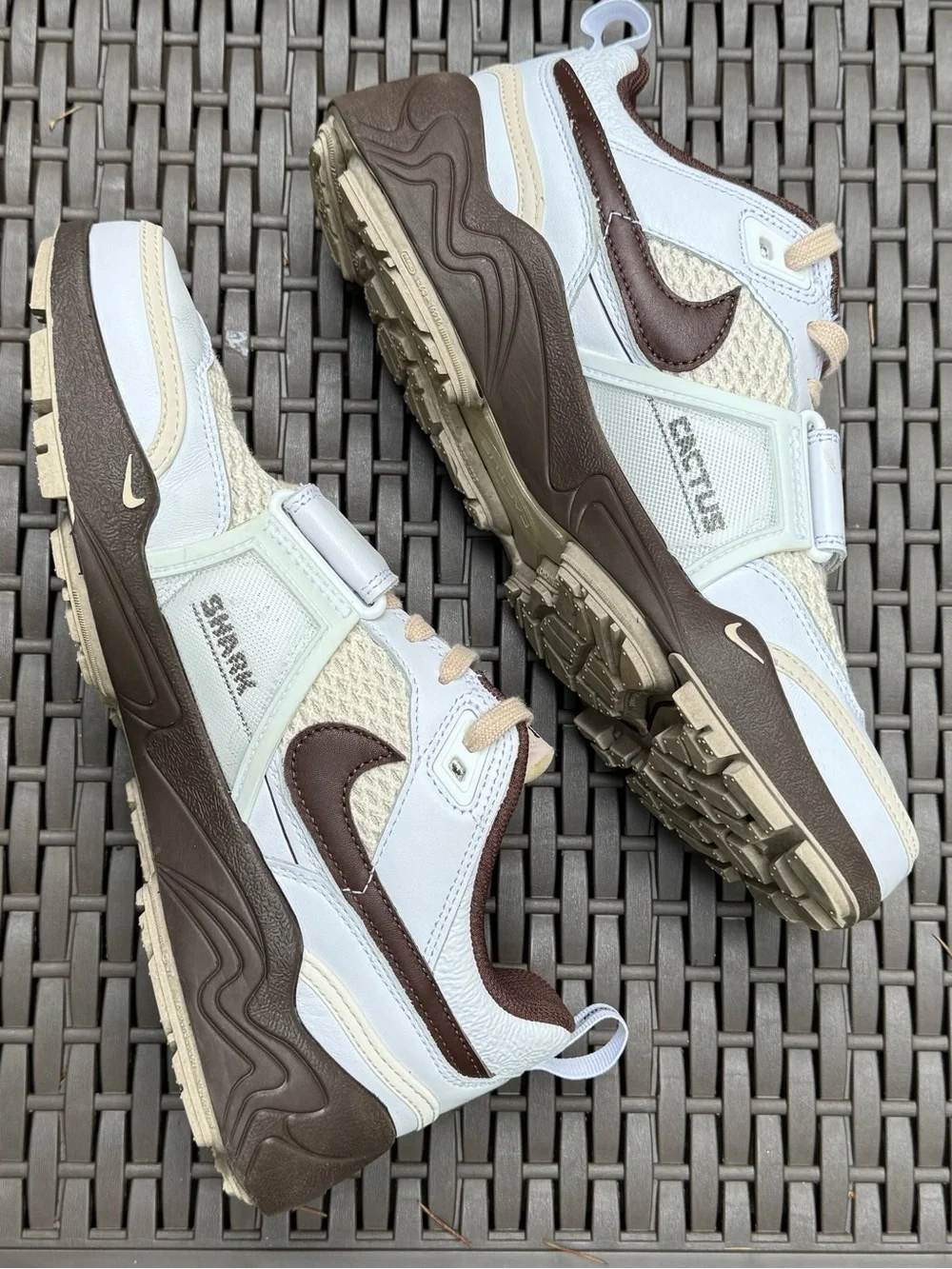 2025 Travis Scott x Nike Zoom Field Jaxx 'Light Chocolate'